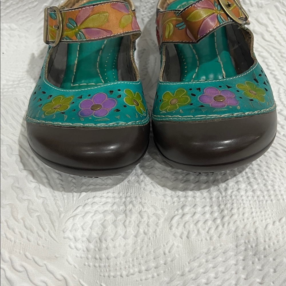 L’Artiste Spring Step Flochino Floral Strap Clogs - Picture 3 of 9